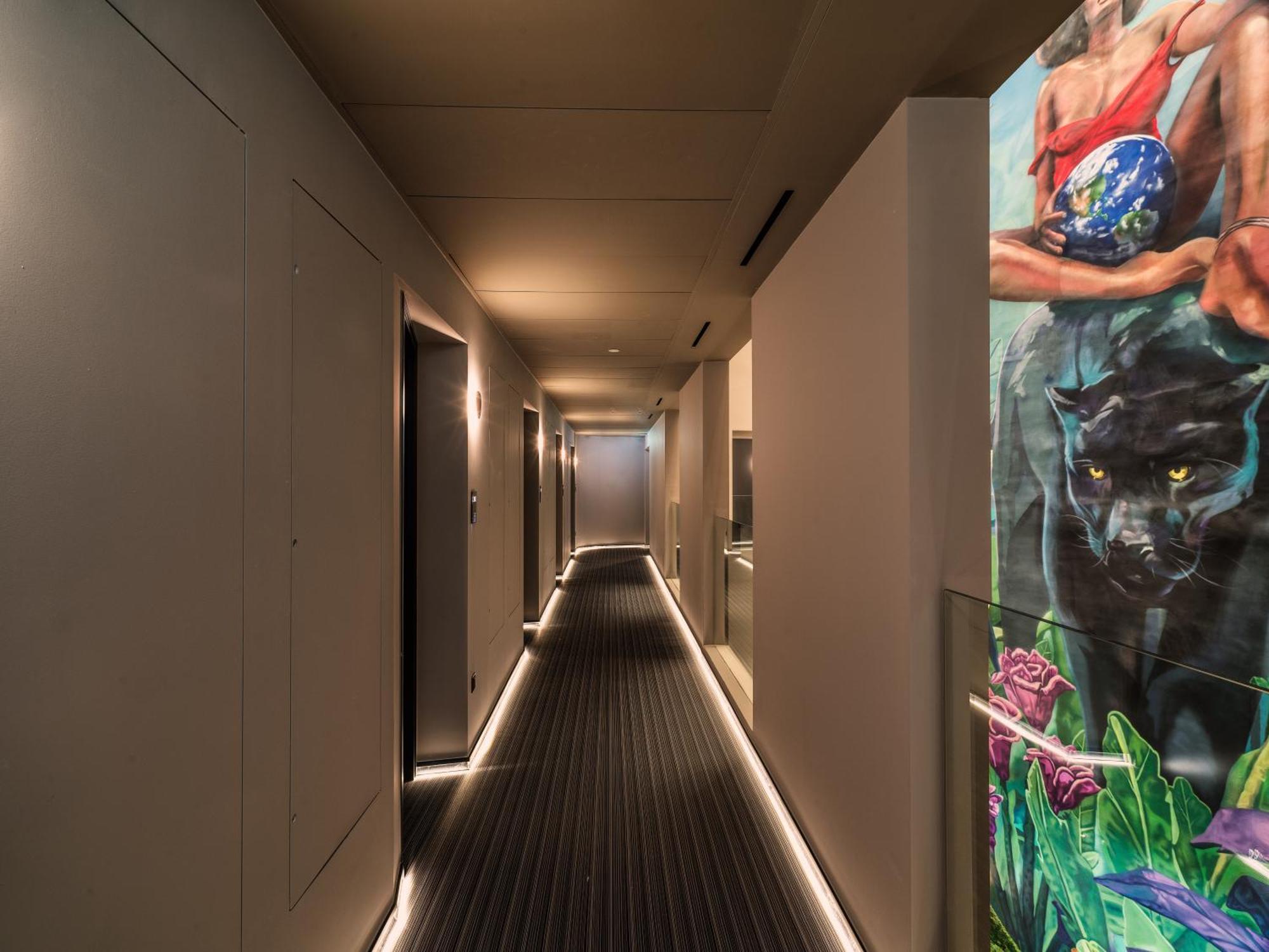 Nyx Hotel Limassol By Leonardo Hotels Экстерьер фото