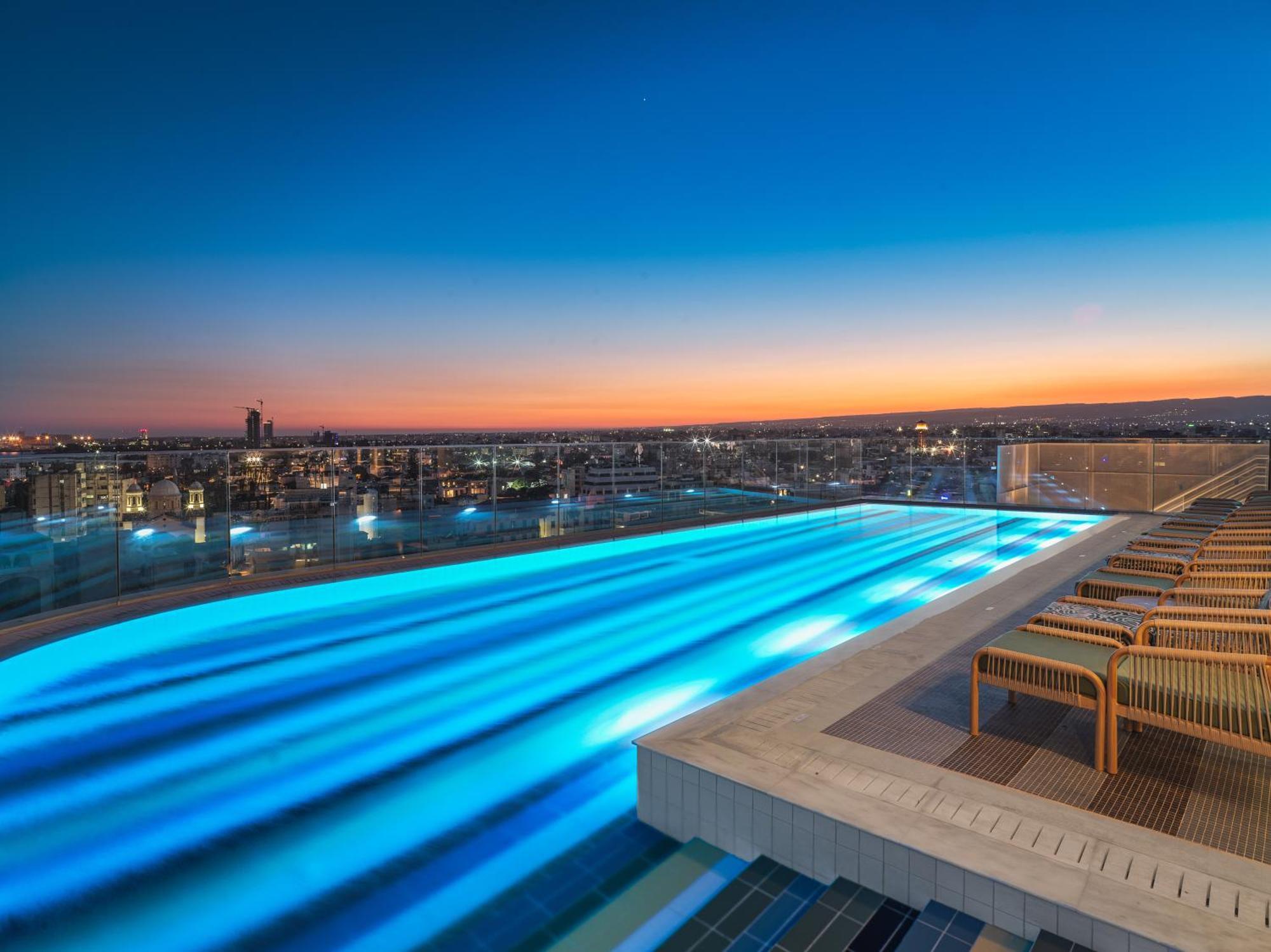 Nyx Hotel Limassol By Leonardo Hotels Экстерьер фото