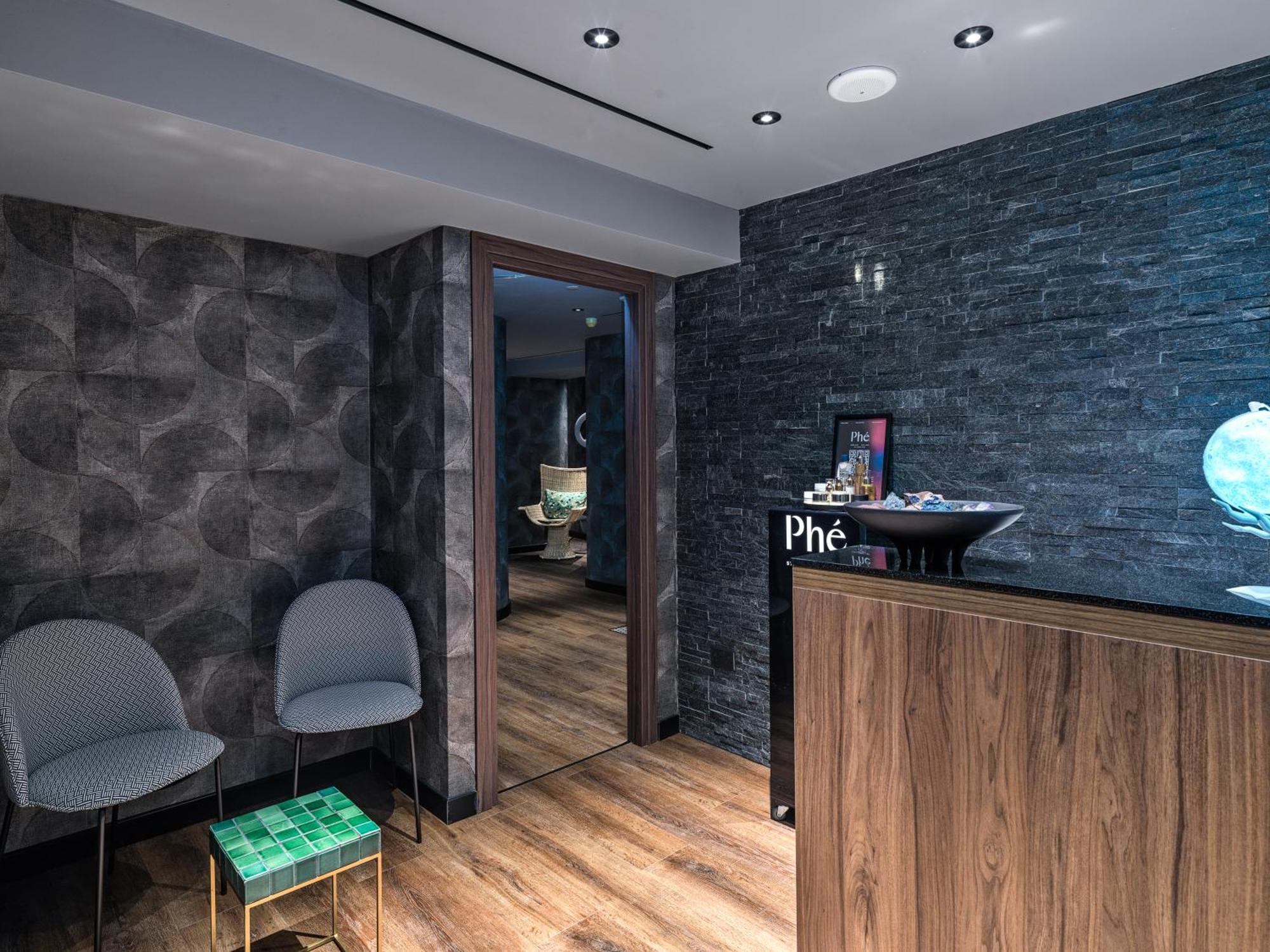 Nyx Hotel Limassol By Leonardo Hotels Экстерьер фото