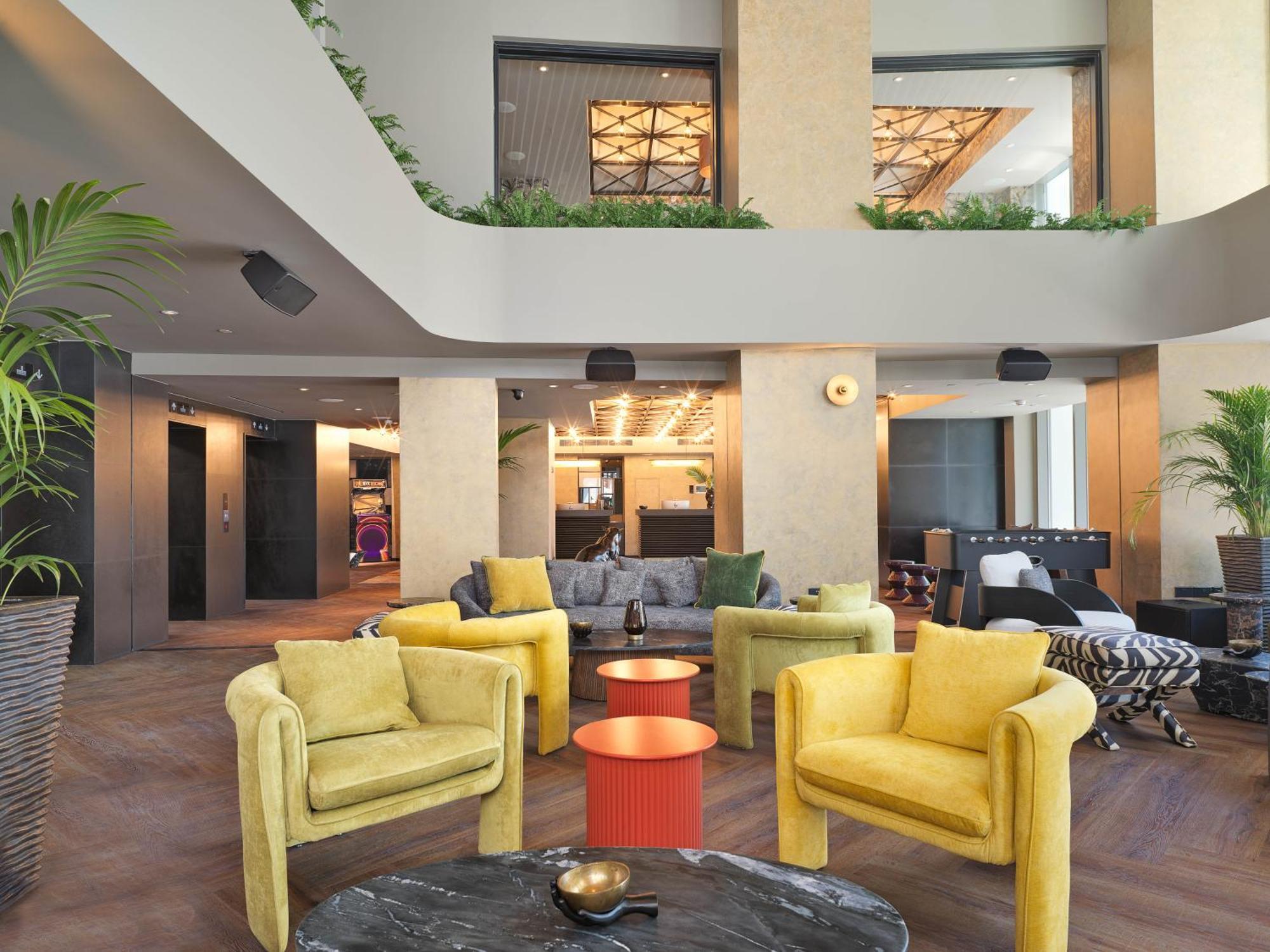 Nyx Hotel Limassol By Leonardo Hotels Экстерьер фото